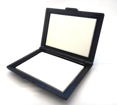 81002    Black Fly Box (,  1)