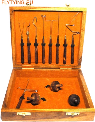 Gulam Nabi 41314      Wooden Tool Kit